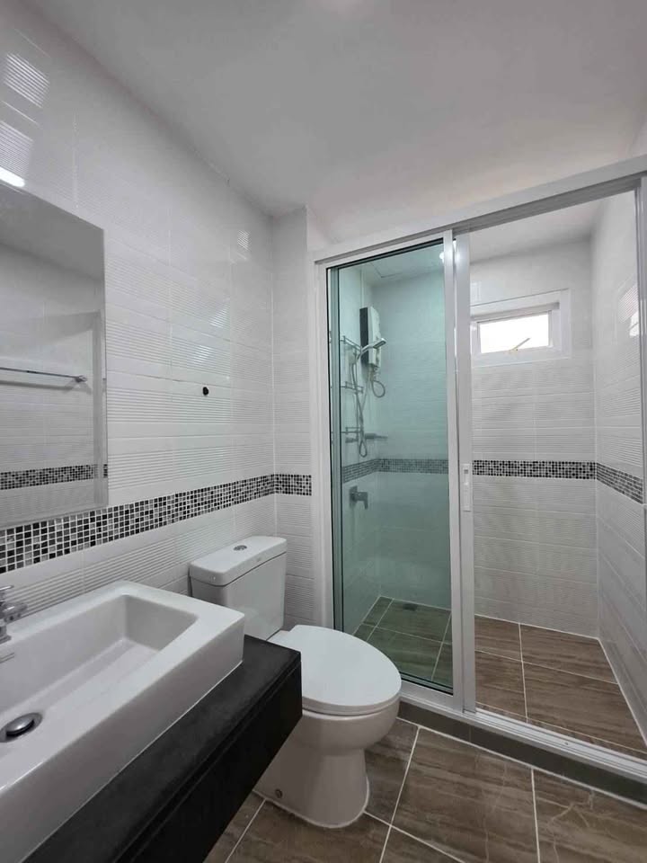 Furnished studio condo for sale at The View Condo Suanluang – photo 6