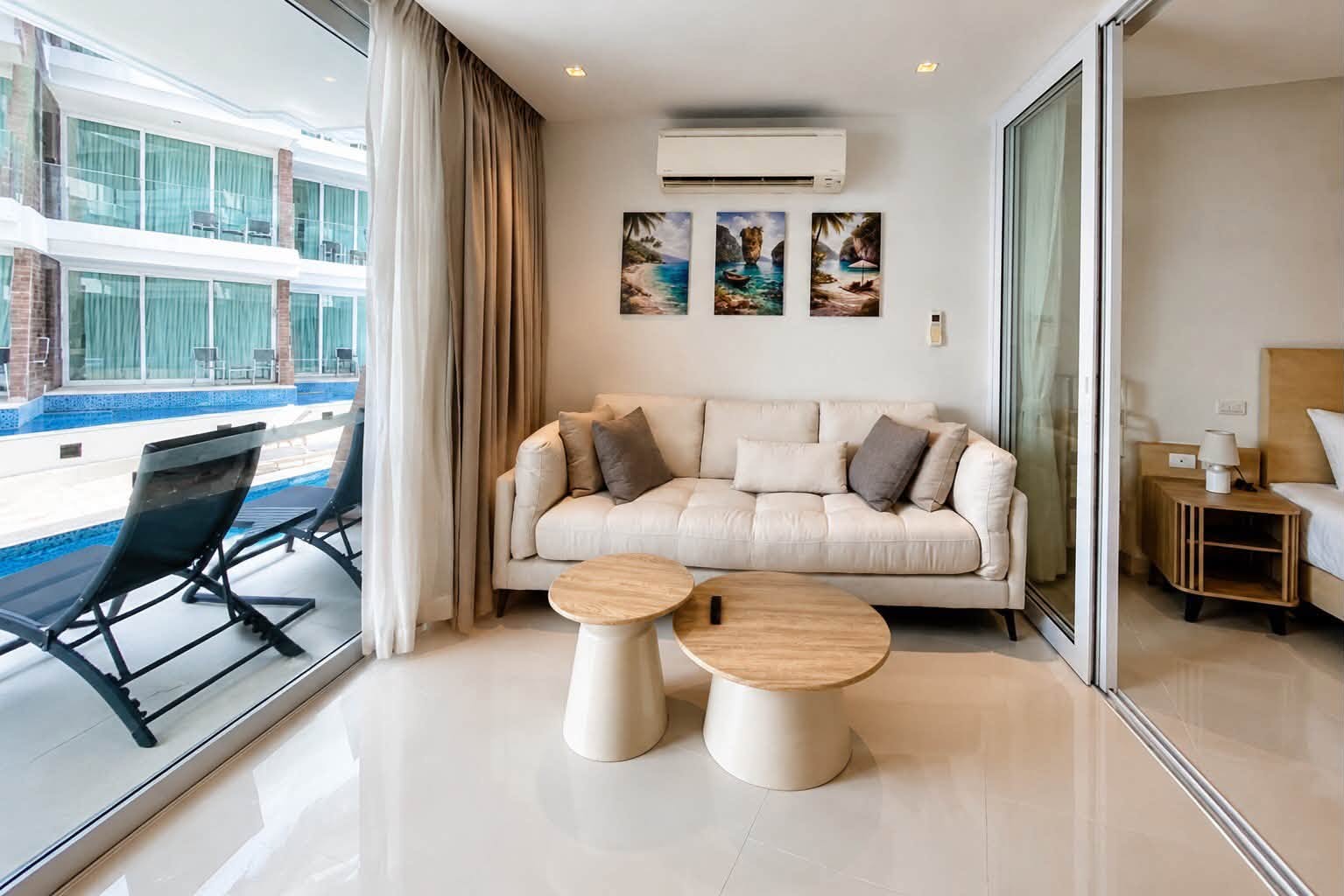 Beachfront pool access condo for rent in Rawai – photo 3