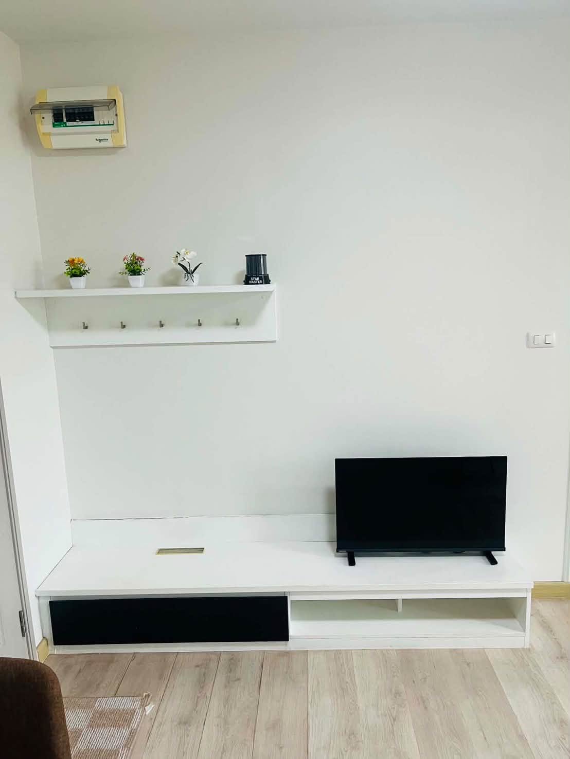 Renovated 1-bed condo with mountain view for rent at Dcondo Kathu-Patong – photo 7