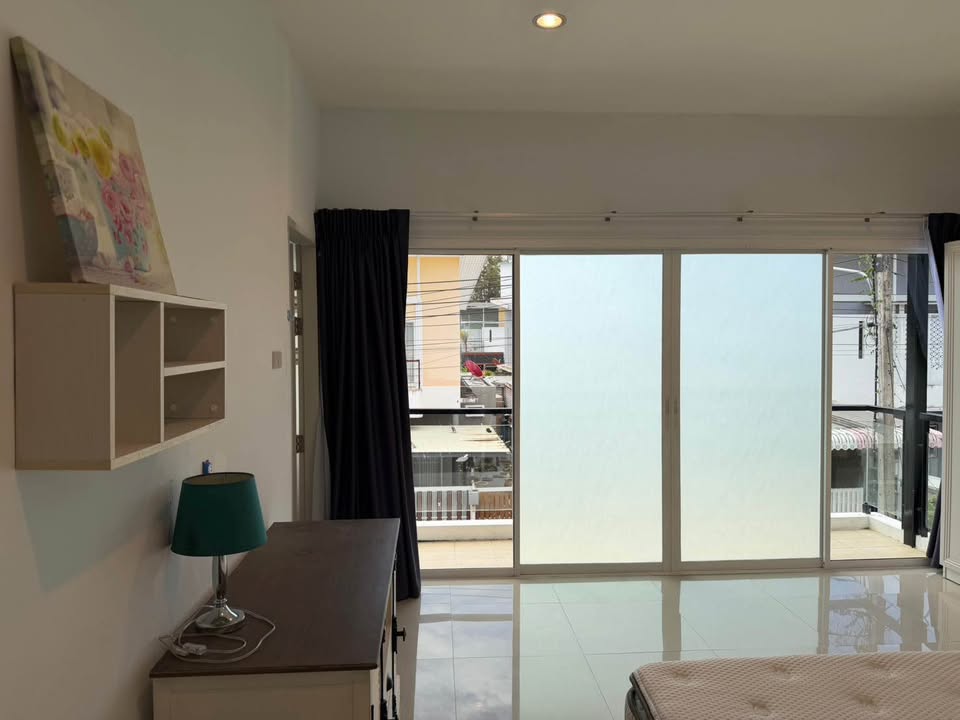 3-bed semi-detached house for rent at Sam Kong Park – photo 5