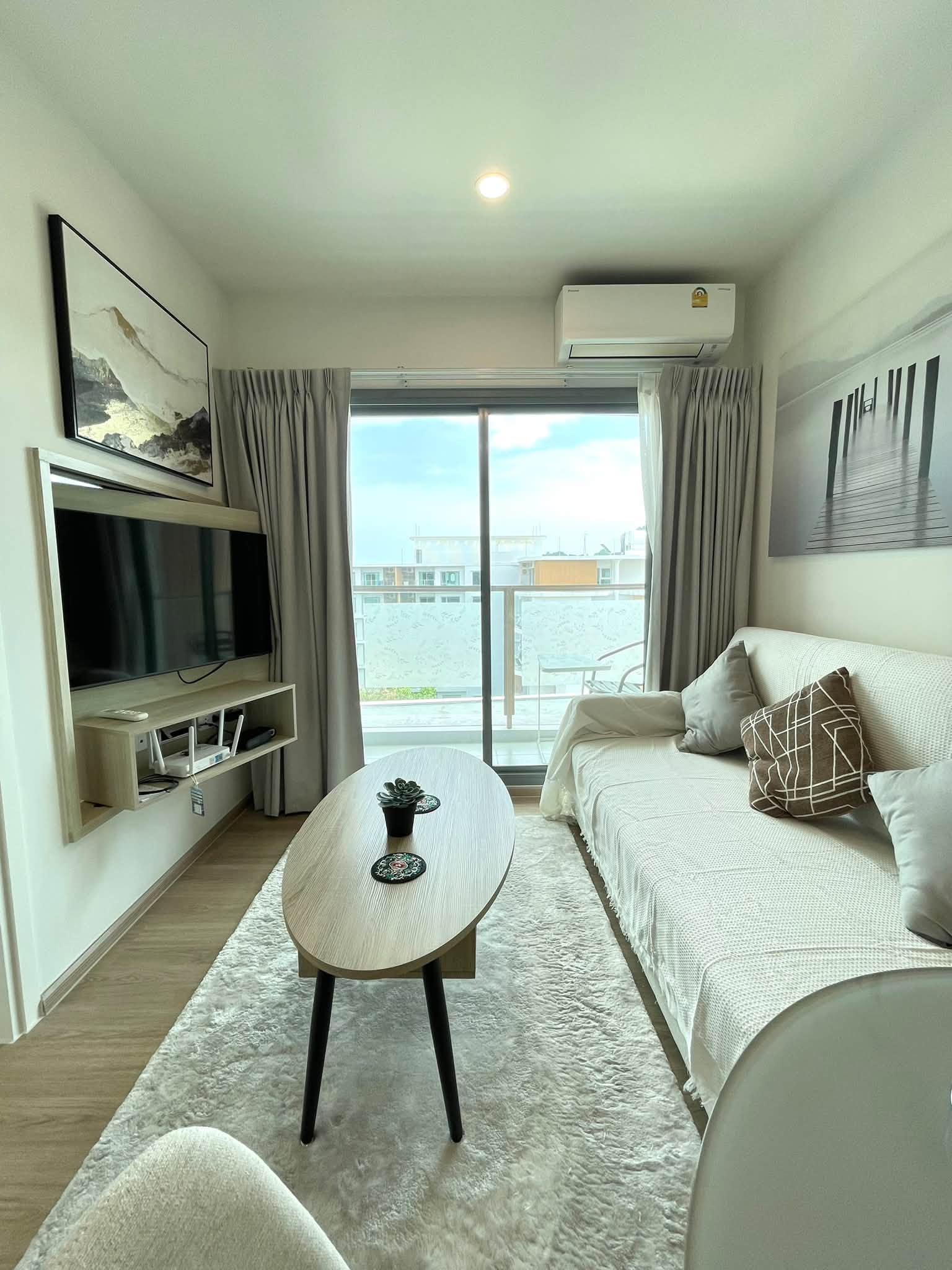 Pool view 1-bed condo, Phyll Condo Phuket Town – photo 4