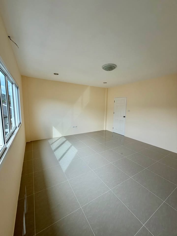 New 3-storey 4-bedroom shophouse for rent in Kathu – photo 7