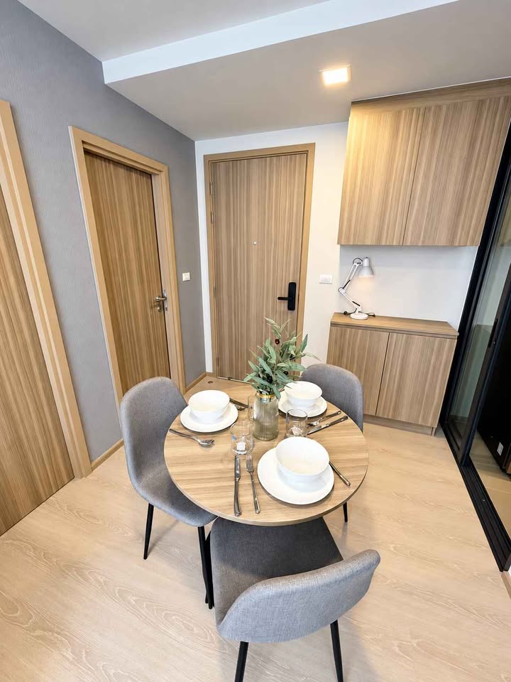 The Base Rise Phuket 1-Bed Corner Unit with Home Office, Pool View – photo 4