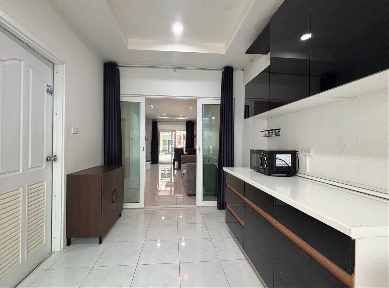 Furnished 2-bedroom townhome for rent at Golden Ville 5, Kathu – photo 9