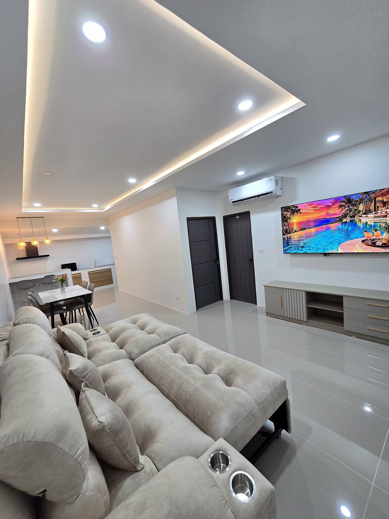 Renovated 2-bedroom house for rent in Chalong – photo 1