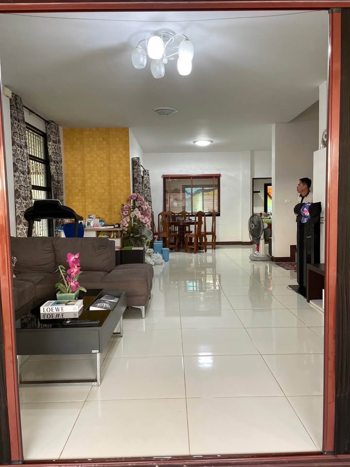Corner 3-bedroom house with extra shophouse for sale at Panason Park Ville, Sire – photo 10