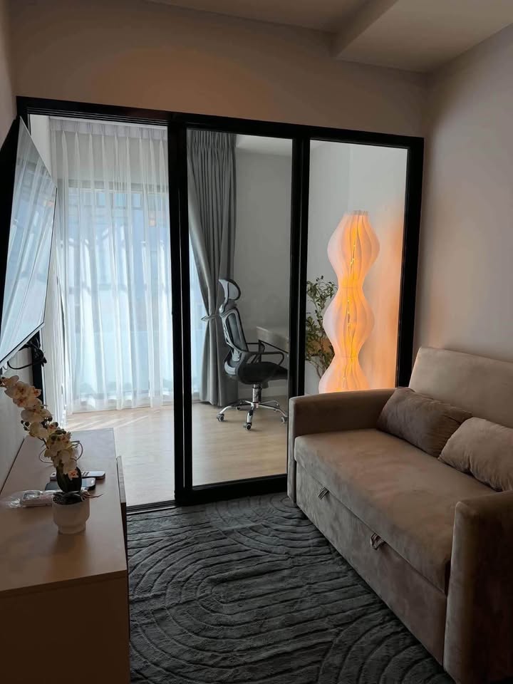 Pool-view 1-bed condo with work room at The Cube Amaze Srisoonthon – photo 6