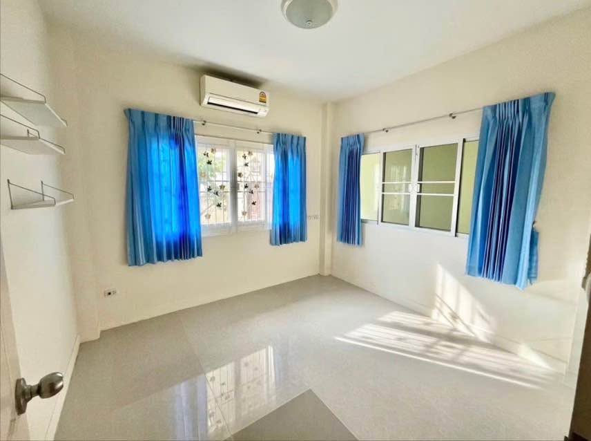 Corner 3-bedroom house for sale at Villa Chaofa 2, Wichit-Chalong – photo 5