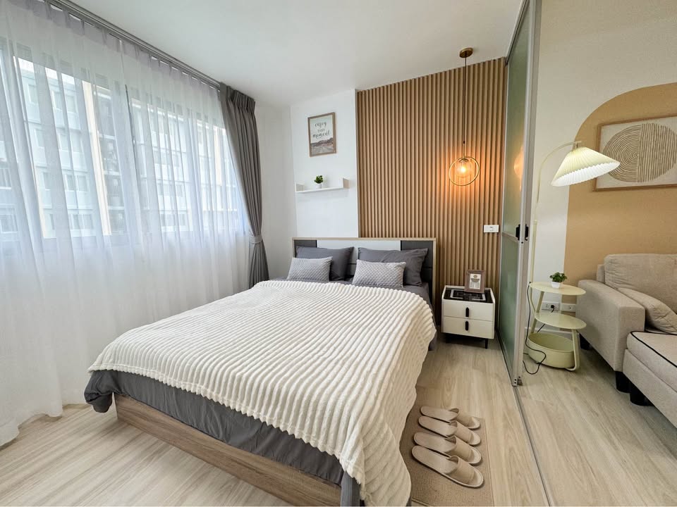 Renovated pool view condo for sale at D Condo Kathu – photo 3