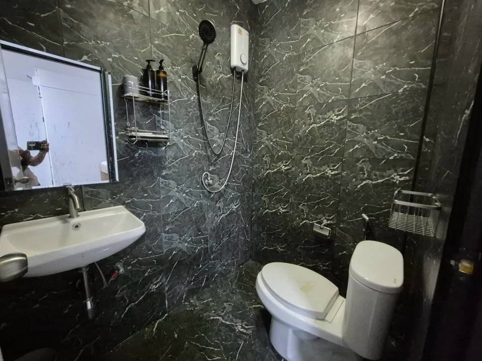 Fully furnished studio apartment for rent on Soi Ta-iad – photo 8