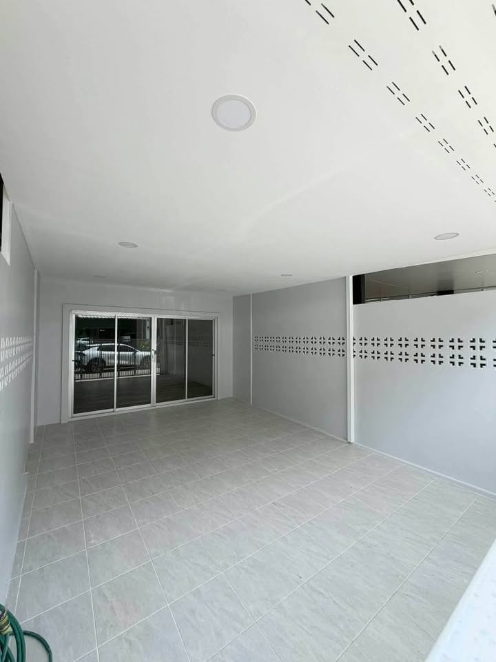 Renovated 2-storey townhouse for sale in Kathu – photo 3