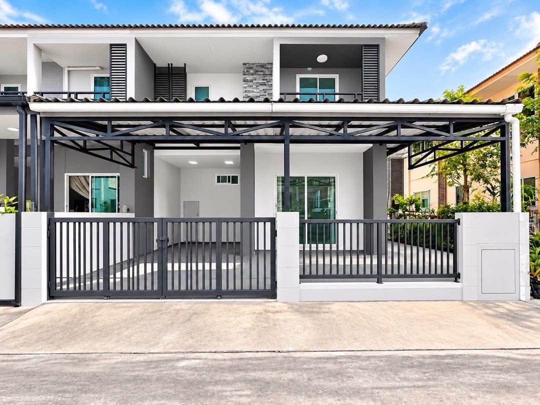 Renovated 4-Bed Corner Townhouse at I Leaf Town 2, Thalang – photo 8