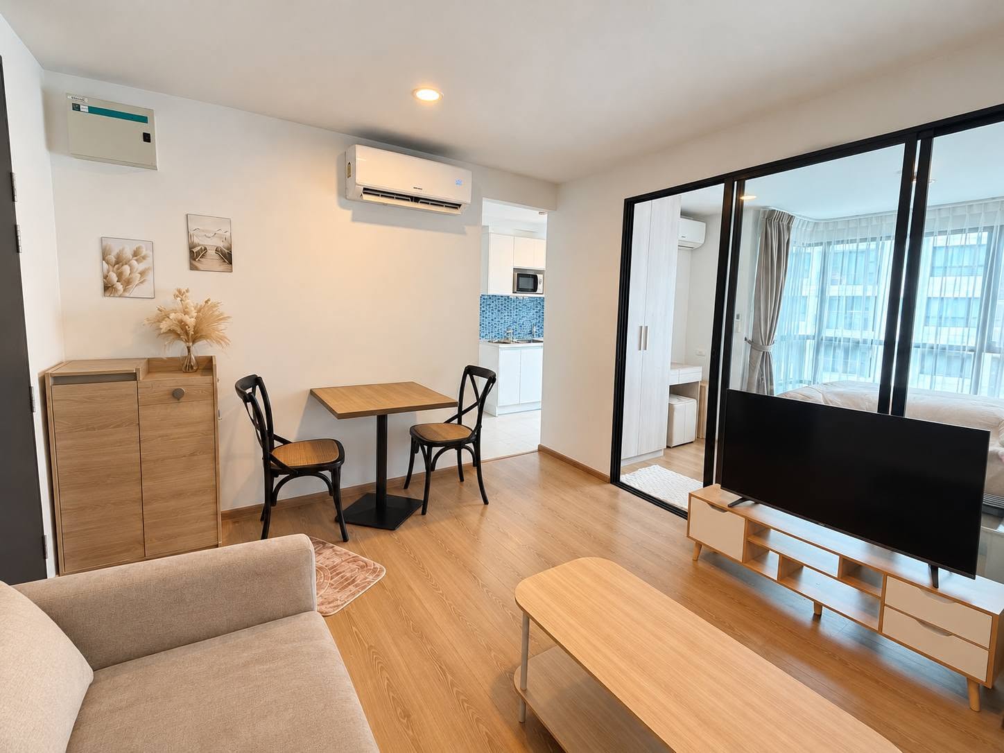 Furnished 1BR Condo for Rent at Centrio Condominium – photo 6