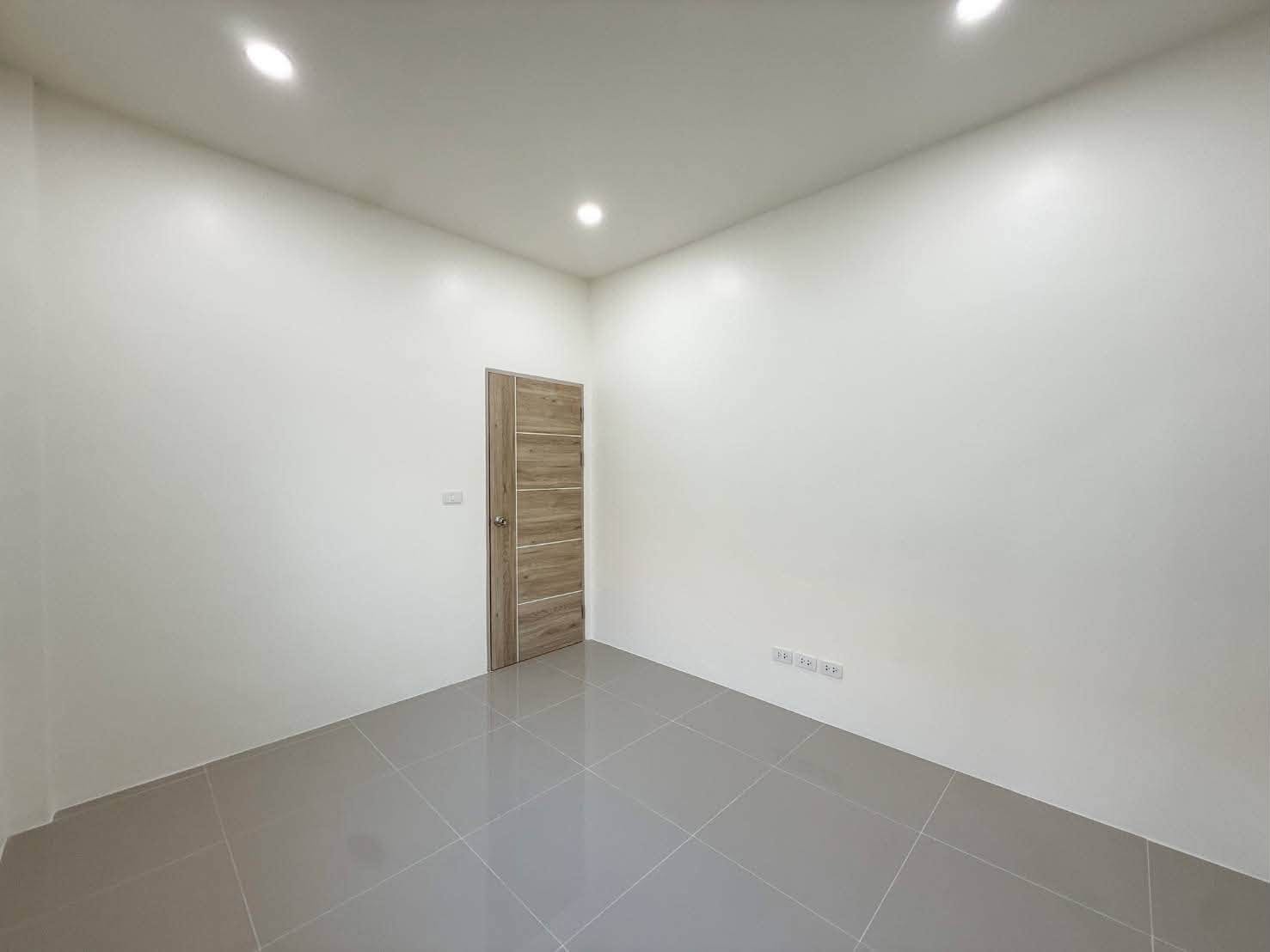Single-storey semi-detached house for sale at Thanapa Park View, Tha Rua – photo 8