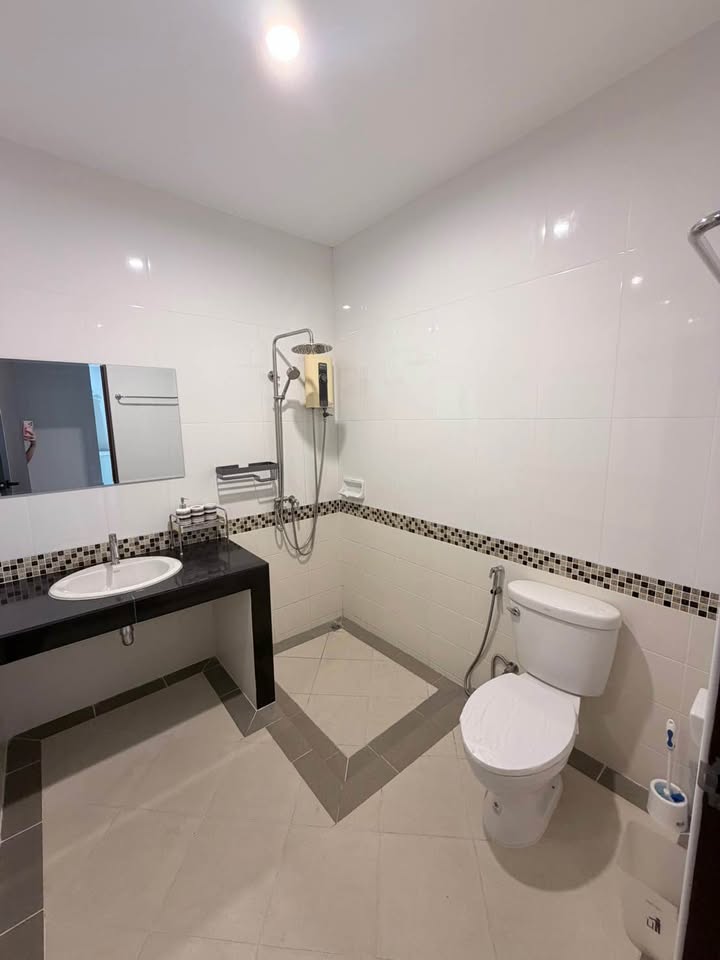 3-bedroom house for rent in Somboon Sap Village, Ban Pon – photo 8