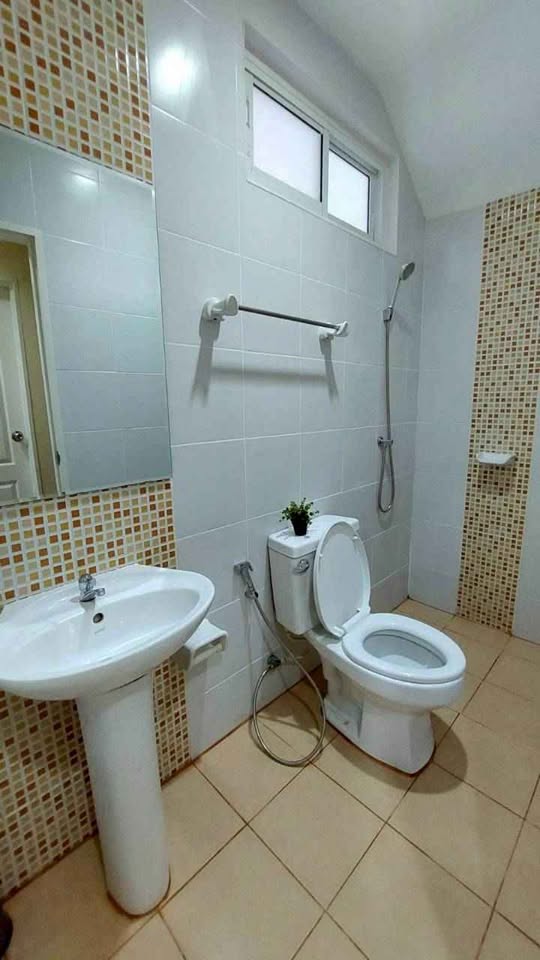 4-bedroom townhouse for rent near Robinson Lifestyle Thalang – photo 10