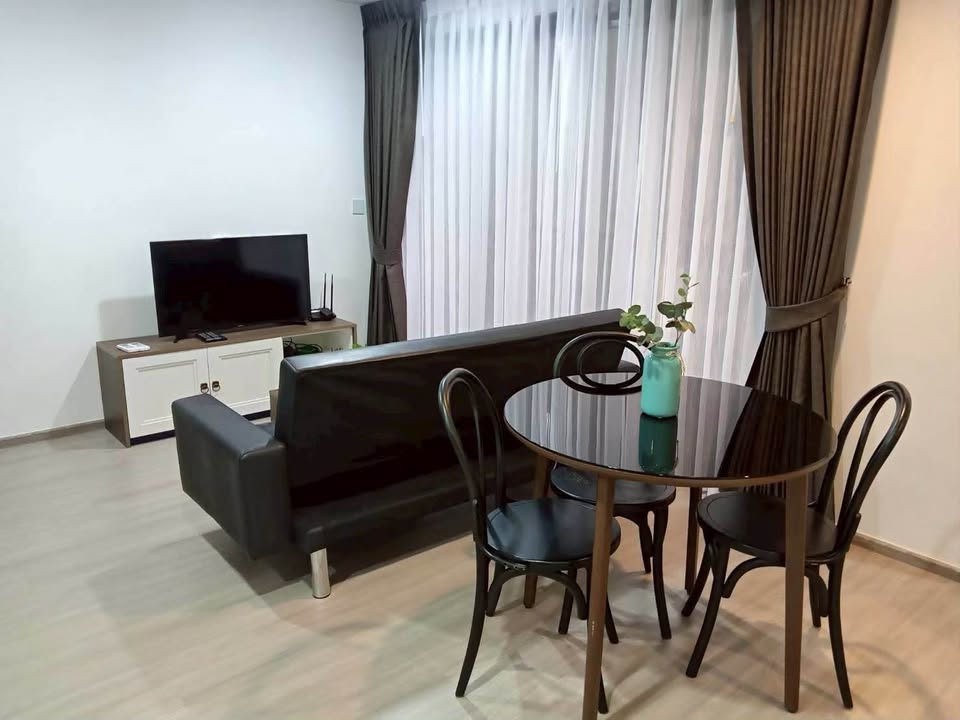 Furnished 2-bed condo for rent at The Base Rise near Central – photo 3