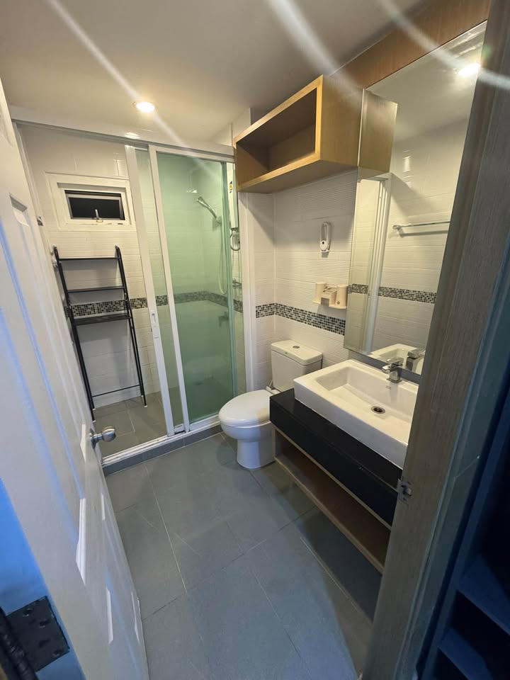 1-bed pool view condo for rent at The View Condo – รูปที่ 9