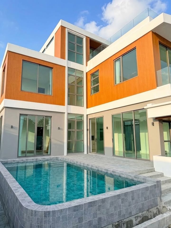 New 4-bedroom pool villa with mountain view for sale at NAI Villas Lagoon Chalong – รูปที่ 3