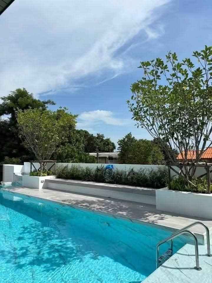 Furnished 3-bedroom pool villa in Rawai
