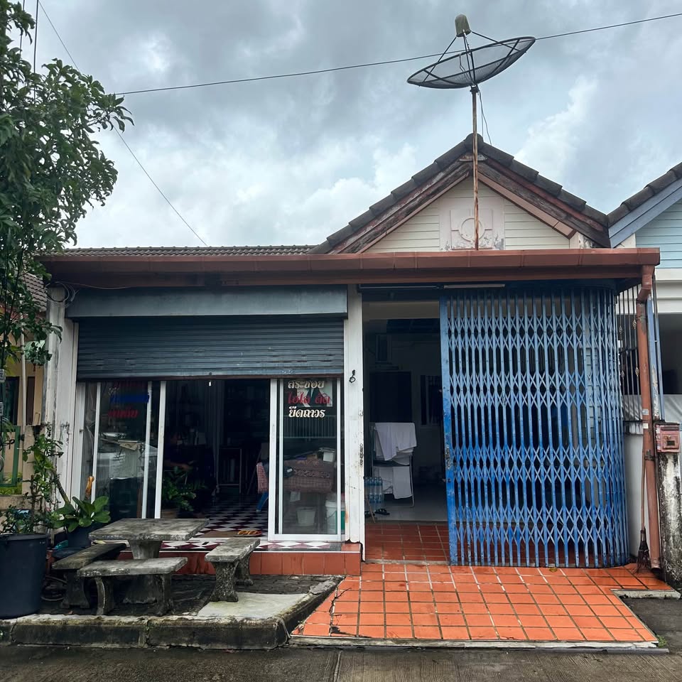 2-bed house in Srisuchat Village 3, below appraisal – photo 2