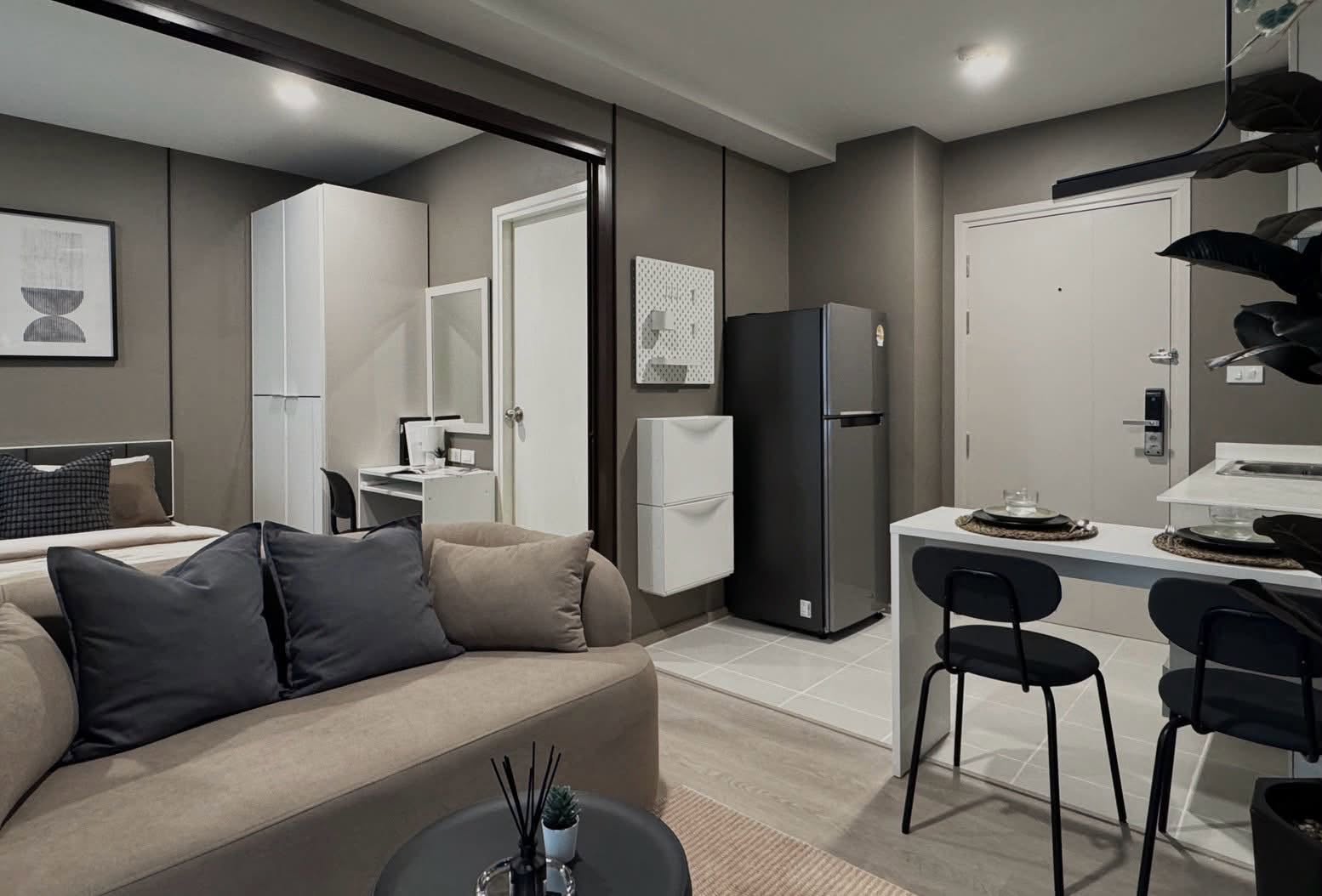 Renovated condo for sale at ZCAPE III, garden view – photo 6