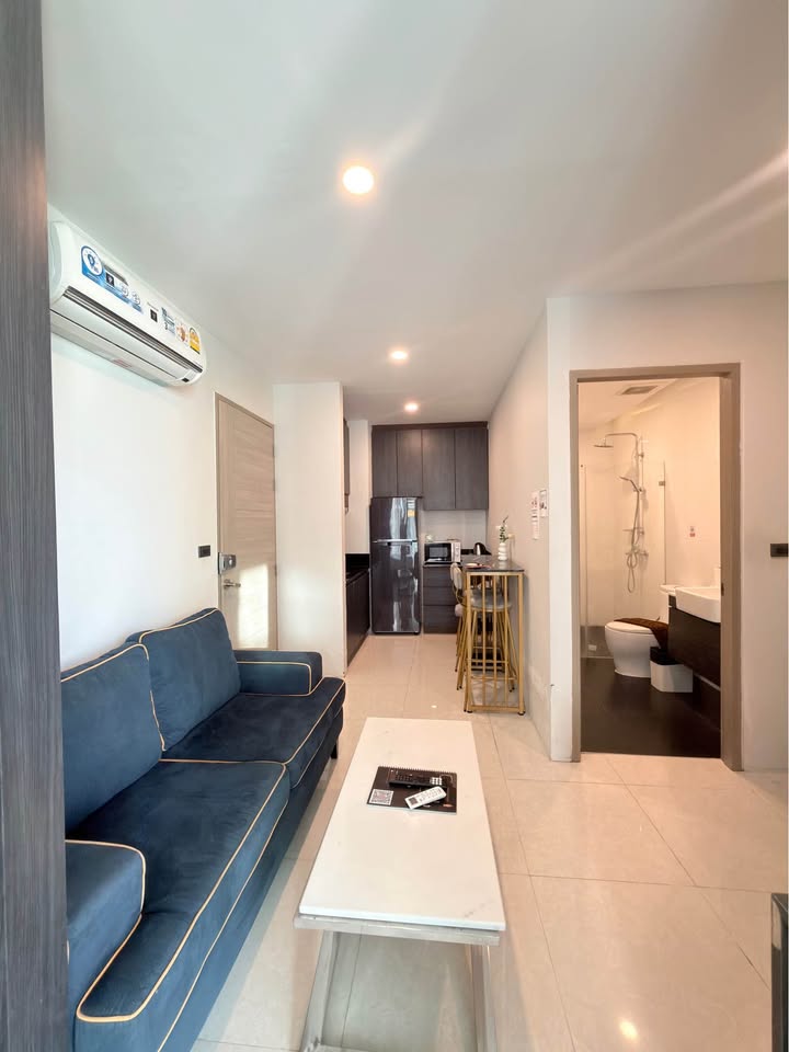 Furnished studio condo for rent in Patong – photo 3