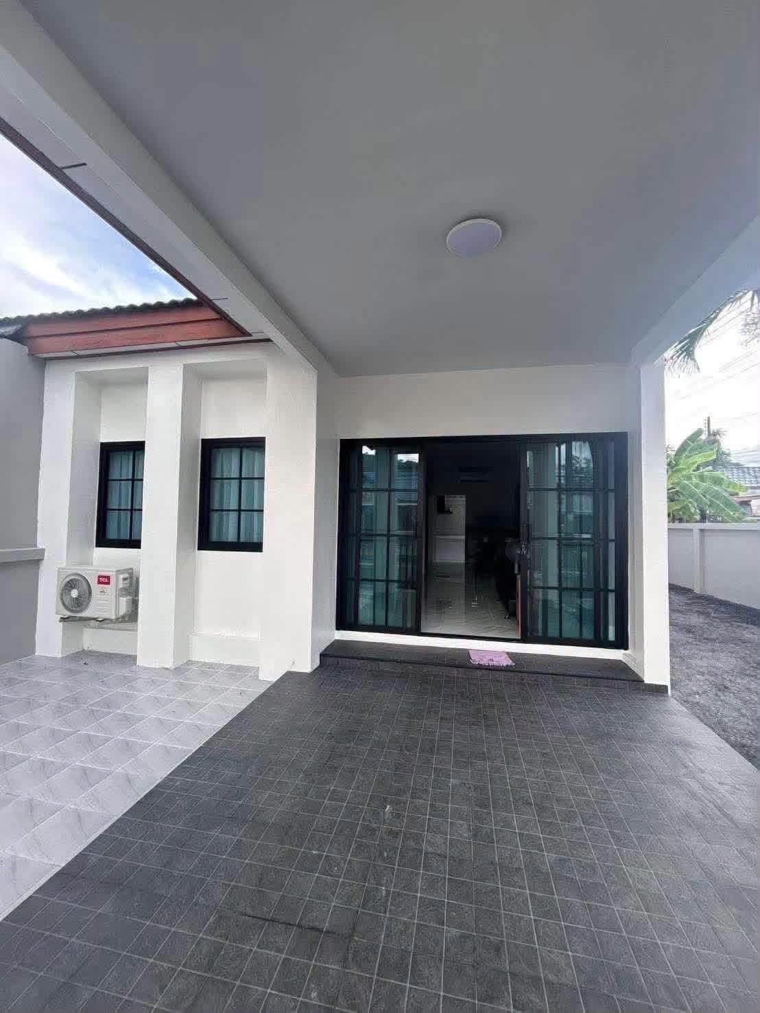 Furnished 2-bedroom corner house for rent at Srisuchat Grand View 2 – photo 8