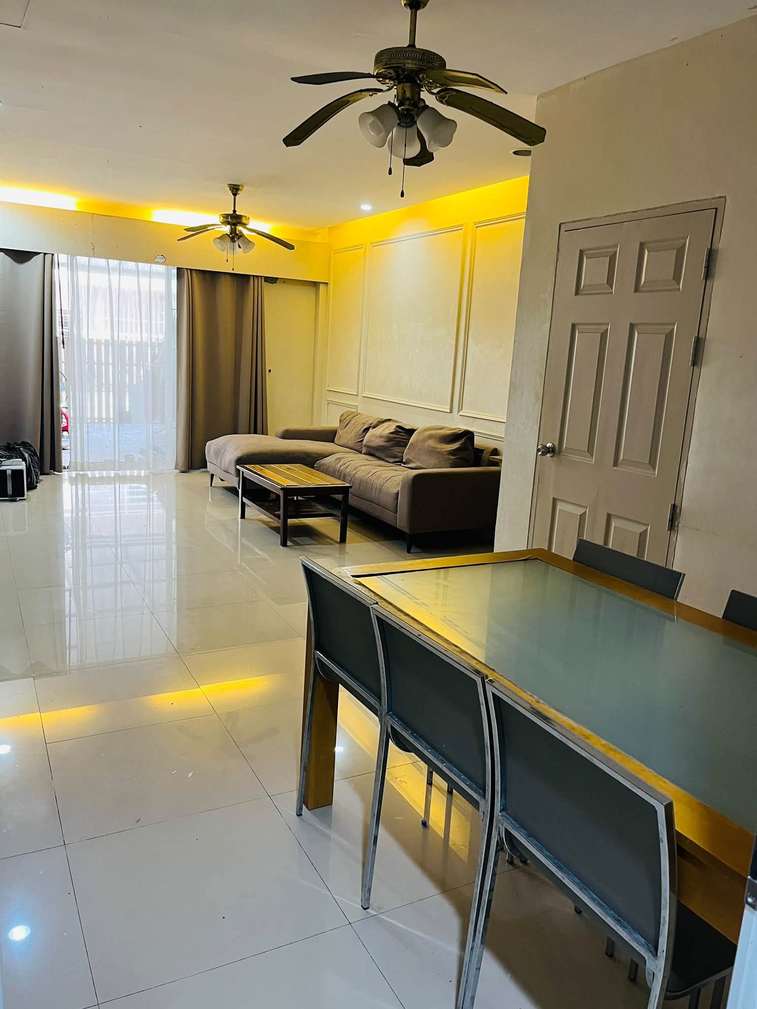 2-bedroom townhouse for rent at Nattakamon Damrong village, Phuket Town – photo 2