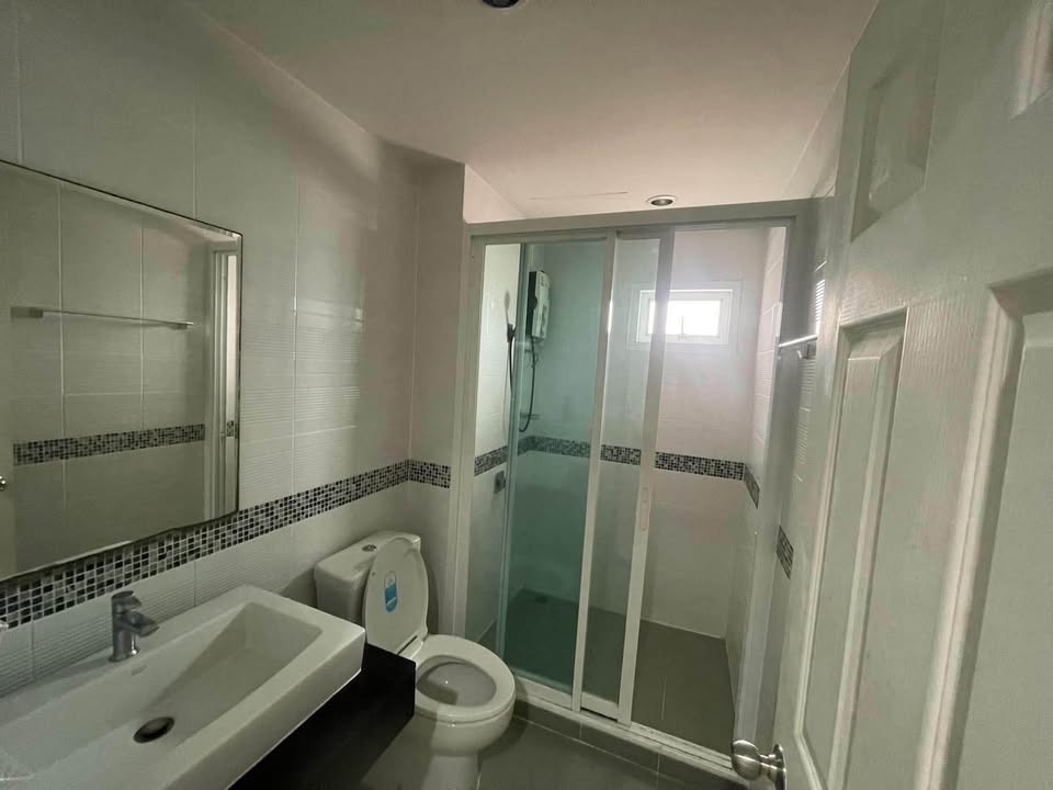 1-bedroom condo for rent at The View Condo Suan Luang – photo 8