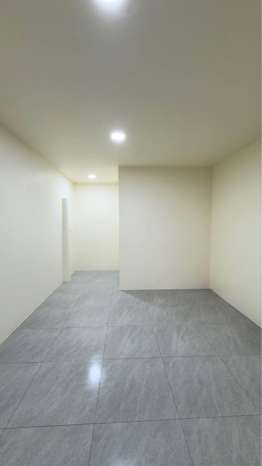 Brand-new unfurnished rental room in quiet Kata area – photo 7
