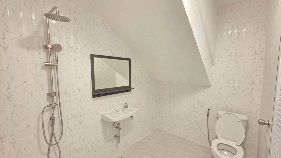 Ready-to-move 2-storey townhouse in Kathu – รูปที่ 9
