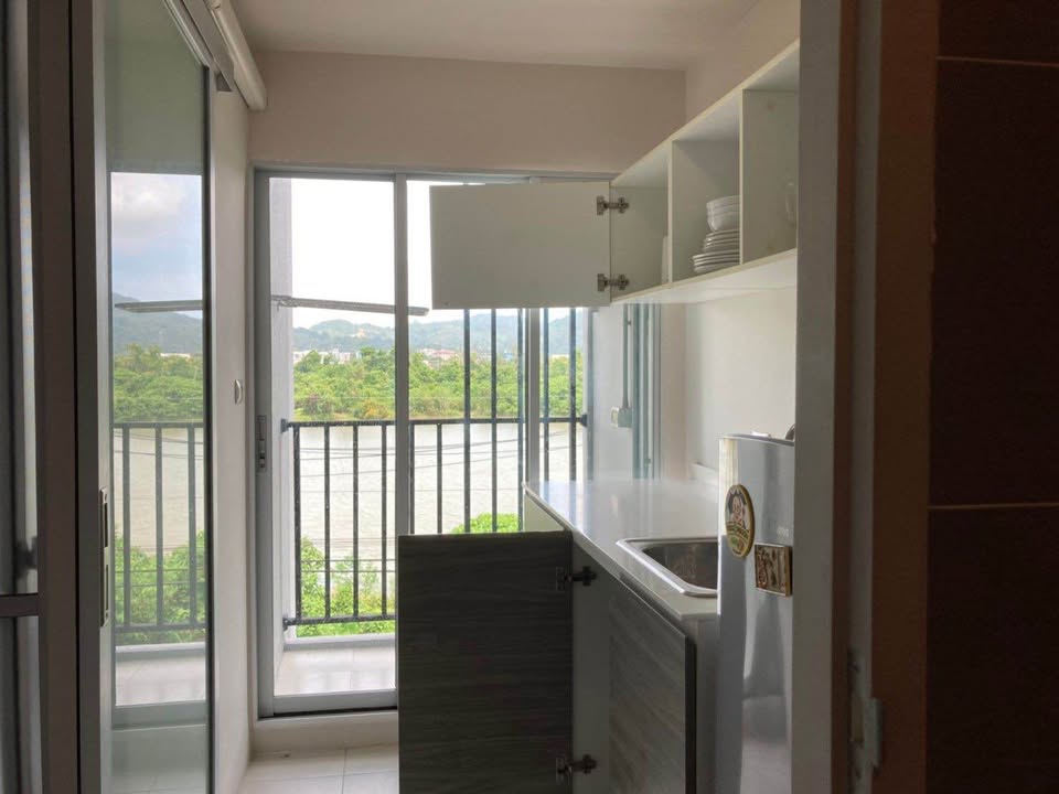 Furnished 1-bed lagoon view condo for rent at Dcondo Mine Kathu – photo 7