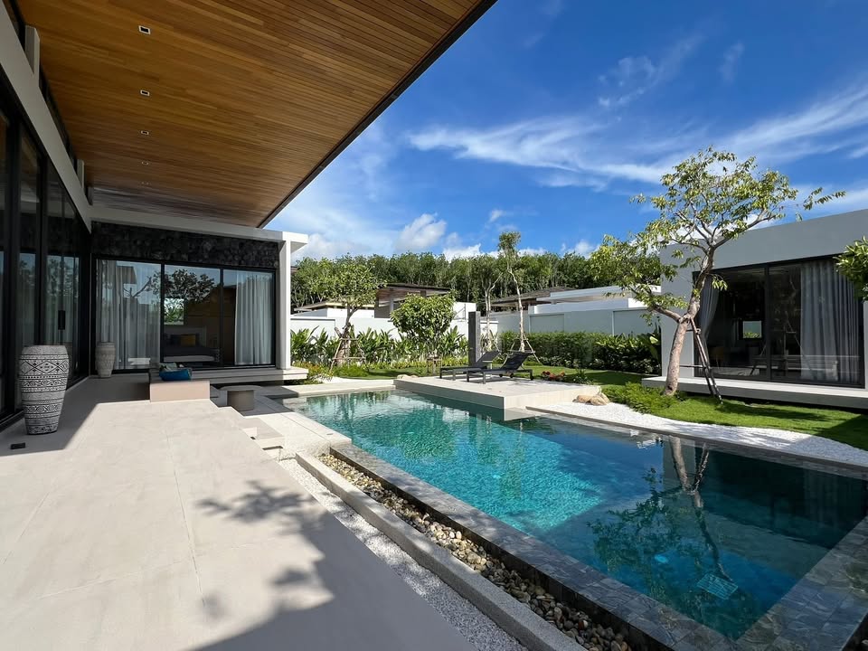 Brand new 4-bedroom luxury pool villa for rent at Botanica Modern Loft 2 – รูปที่ 2