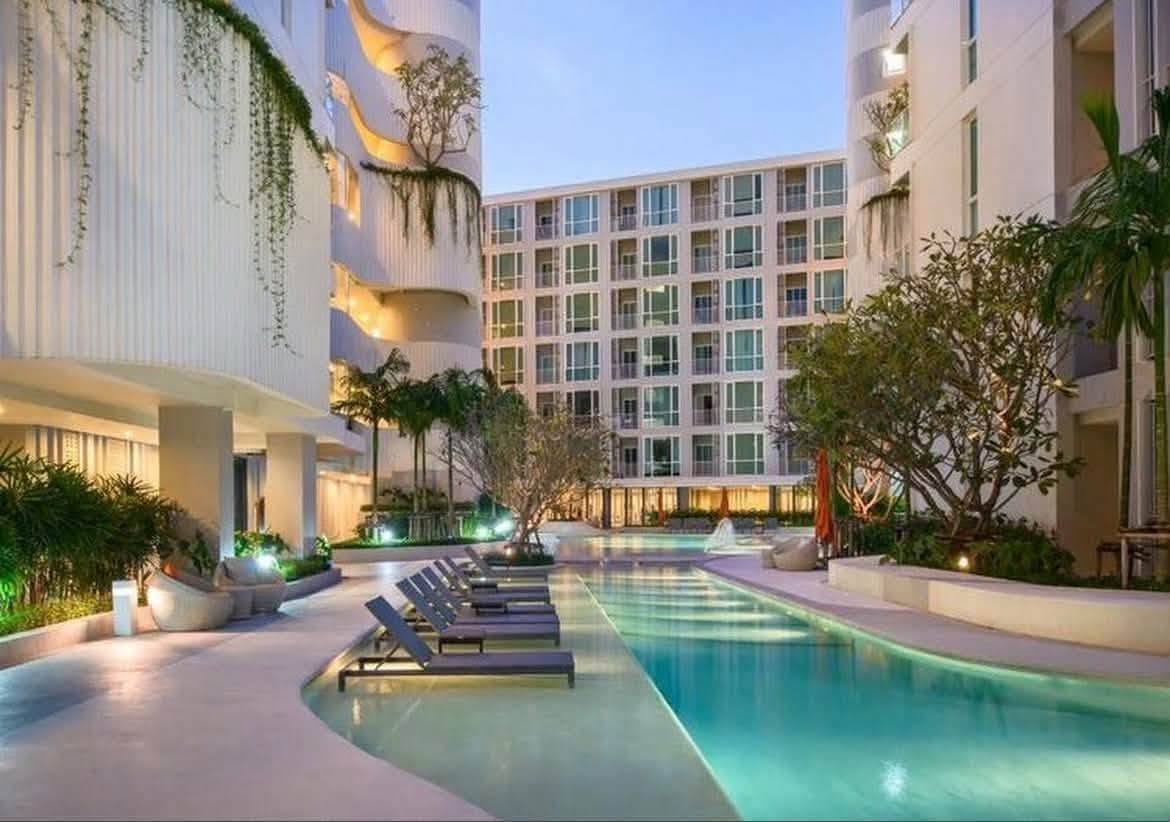 1-bedroom condo for rent at The Base Downtown, Building B – photo 3