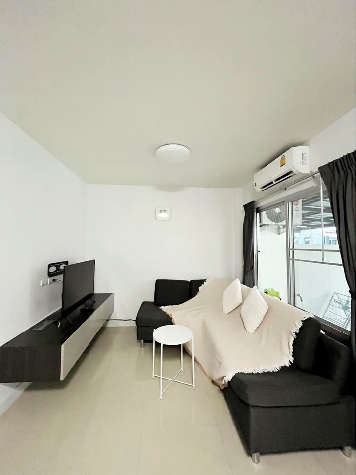 3-bed townhouse for rent at Supalai Lagoon, Koh Kaew