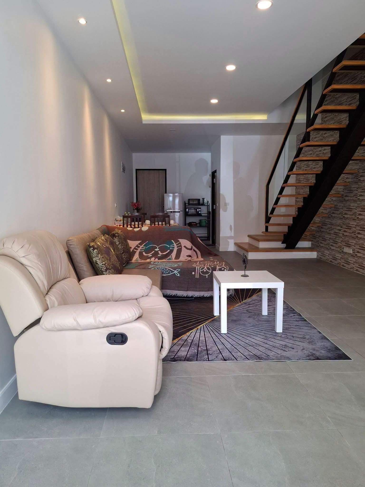 2-bedroom two-storey apartment for rent in Kamala – photo 2
