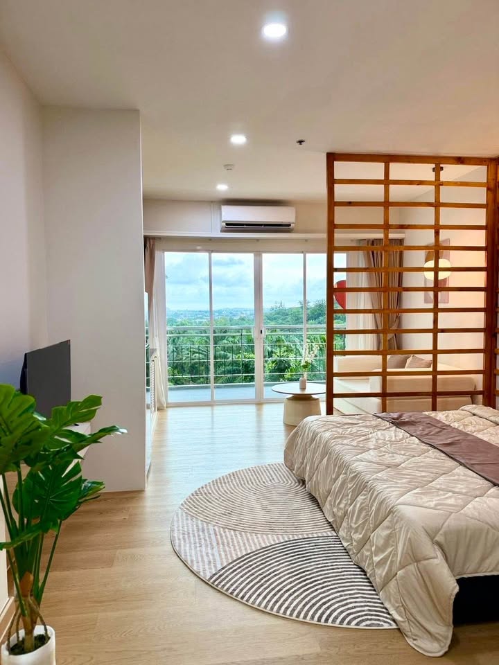Furnished city-view condo for sale at Panason Green Place, Building E – photo 2