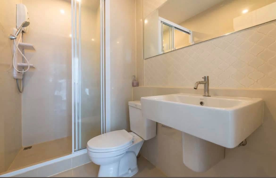 1-bedroom condo for rent at The Base Downtown, Building B – photo 6