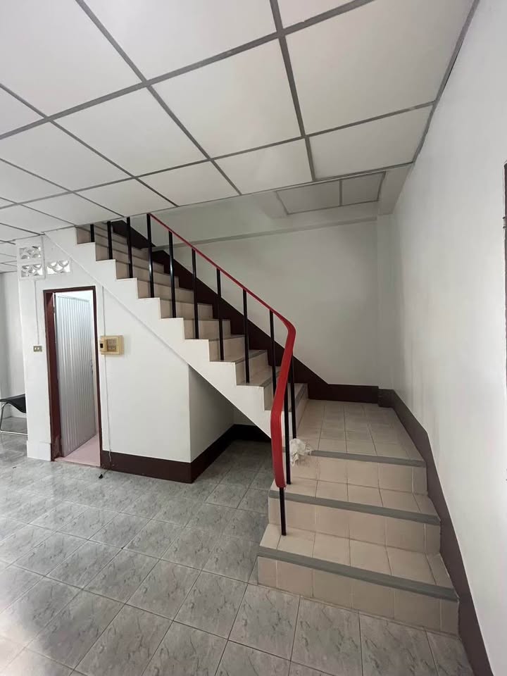 2-bed house for rent in Sam Kong behind Bangkok Hospital – photo 4