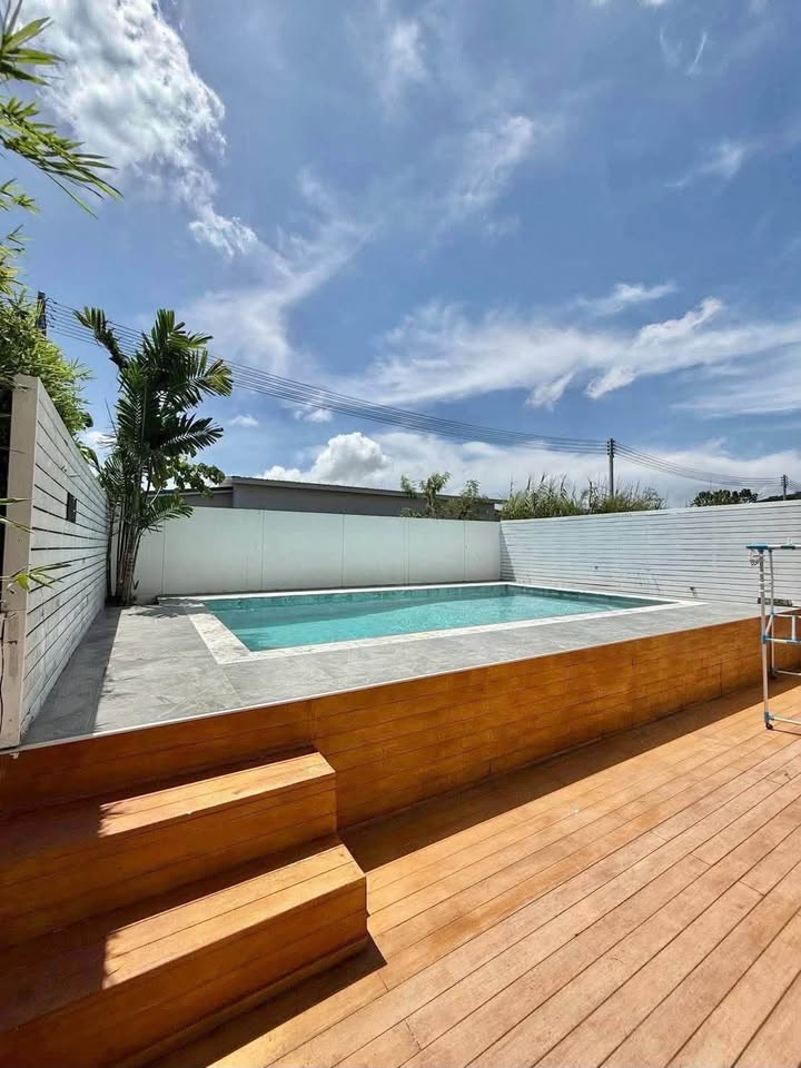 3-bed private pool house for rent at Mono Palai Chalong
