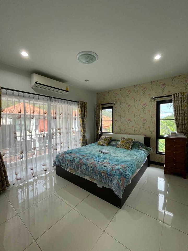 Corner 3-bedroom house with extra shophouse for sale at Panason Park Ville, Sire – photo 9