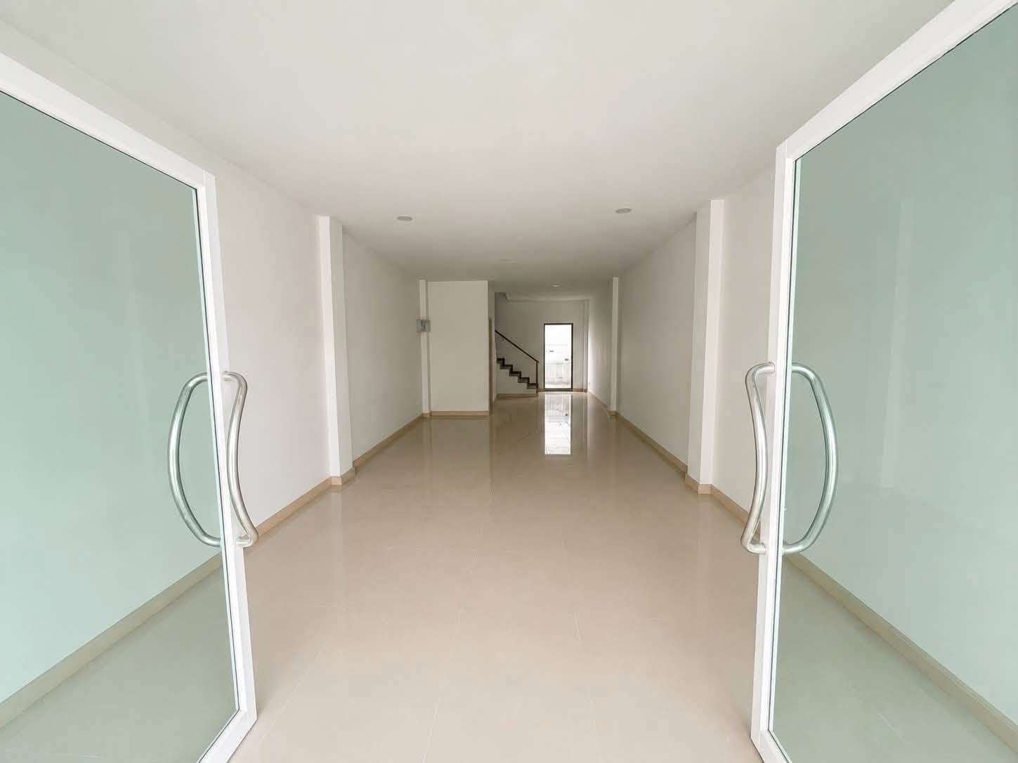 3-storey 3-bed house for sale at Panason Village, Bo Rae – photo 2
