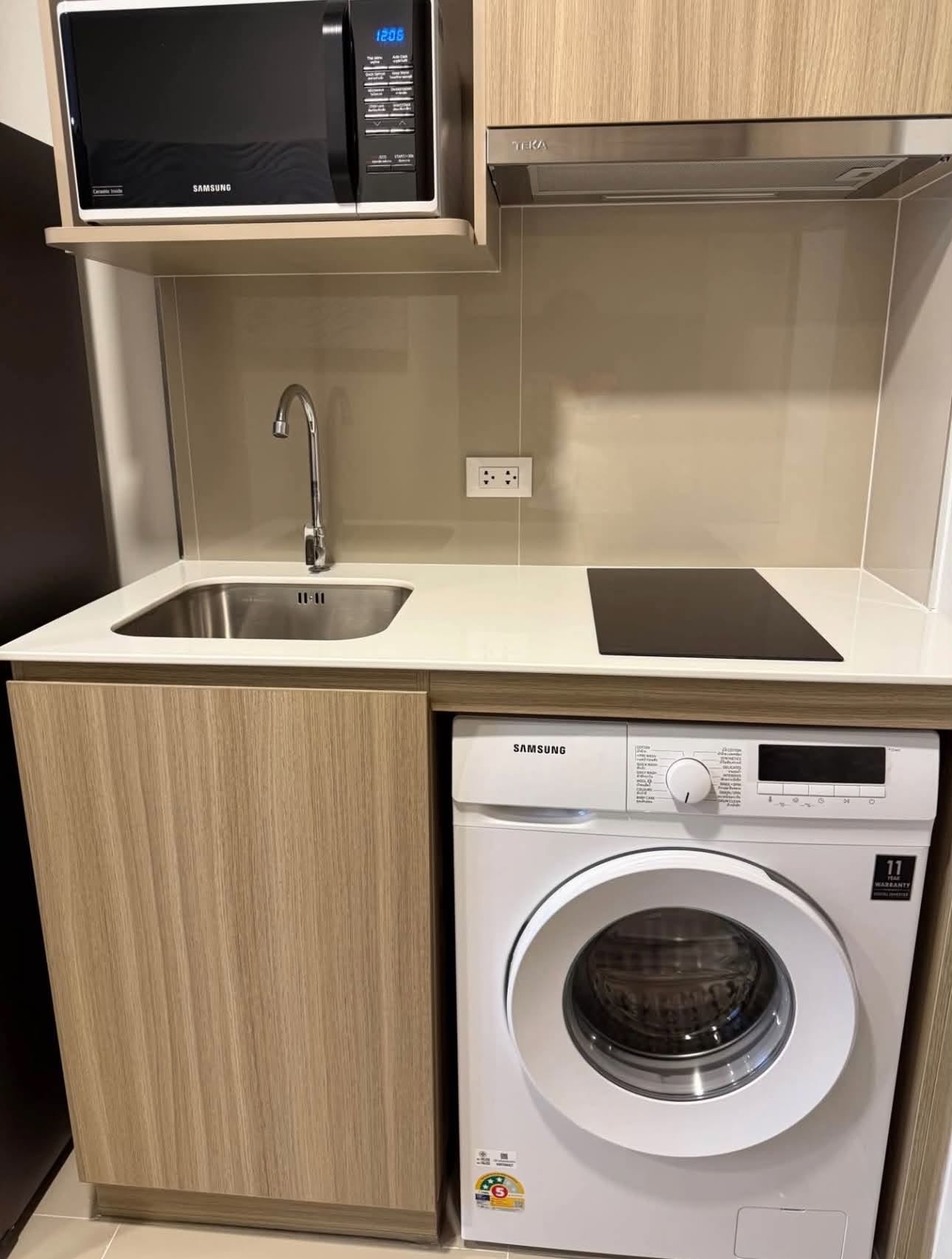 Furnished 1-bedroom condo for rent at The Base Rise, near Central Phuket – รูปที่ 8
