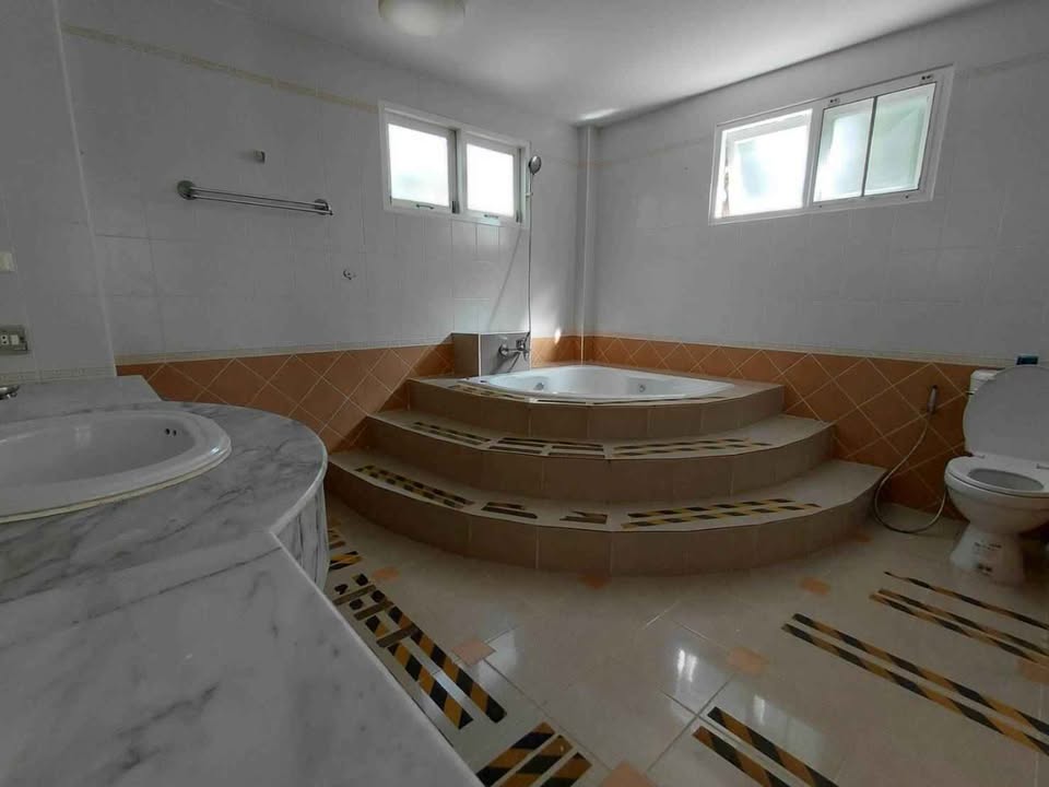 4-bedroom house with swimming pool for rent on 197 sq wah, Phuket – รูปที่ 5