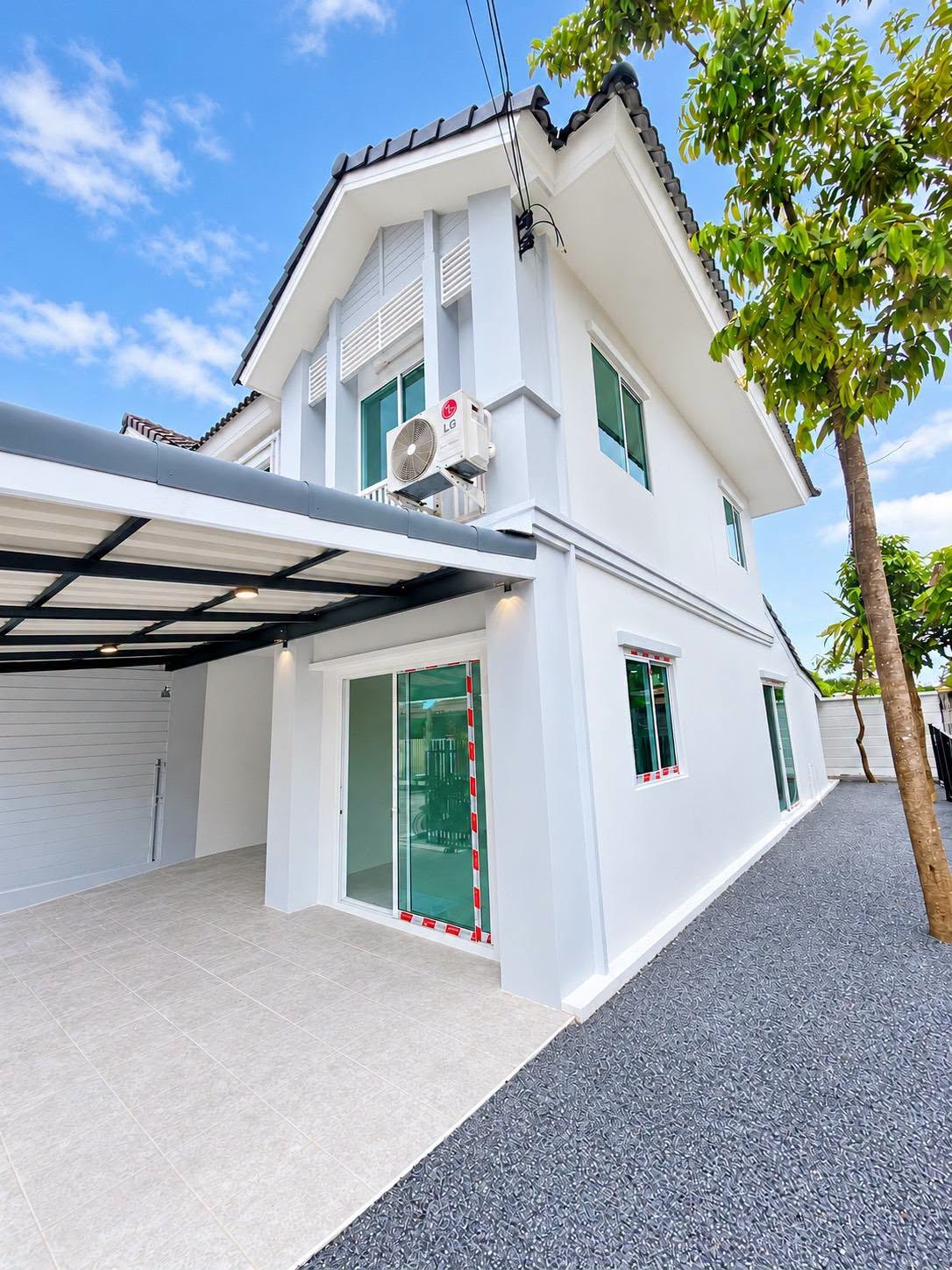 Renovated 2-storey townhouse for sale in Thalang - Ban Khian – photo 2