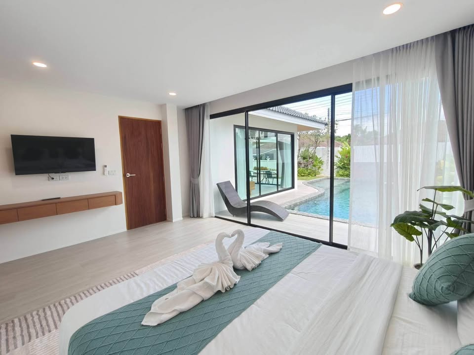 Brand-new 4-bedroom villa for rent in Neramit Village, Paklok – photo 7