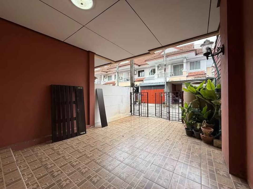 2-storey townhouse in Panason Village, Bo Rae – photo 3