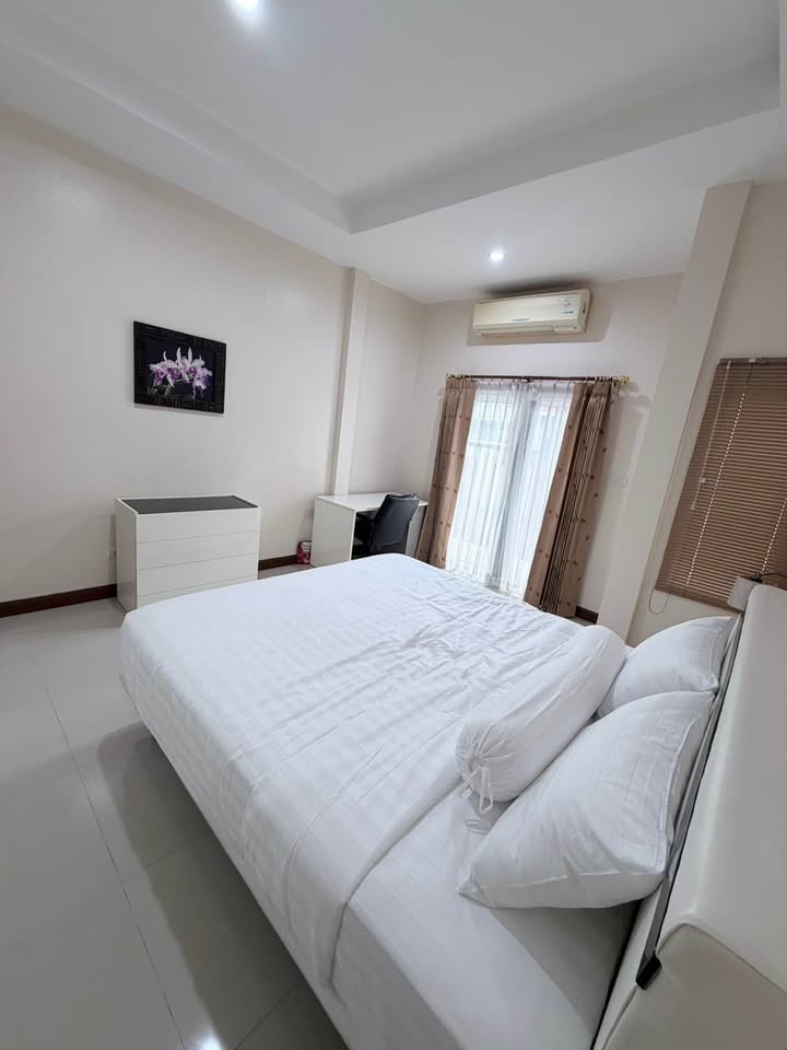 3-bedroom house for rent in Somboon Sap Village, Ban Pon – photo 7