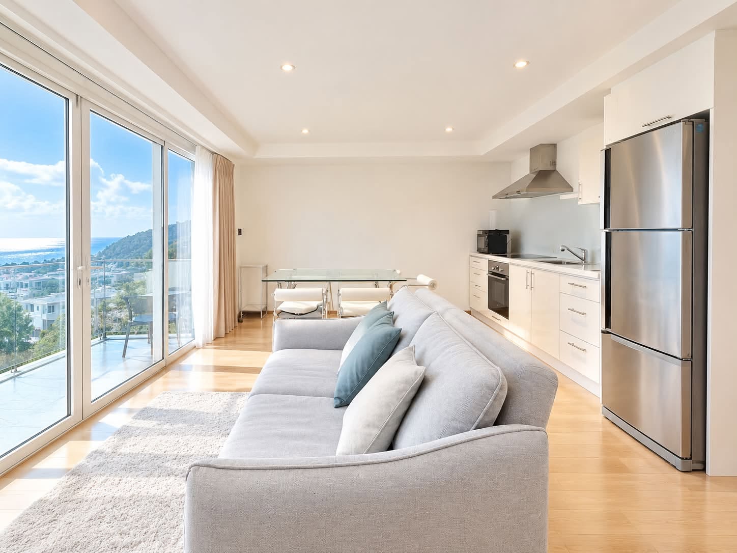 Sea view 2-bed condo for rent, Kata – รูปที่ 10